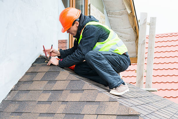 Quick and Trustworthy Emergency Roof Repair Services in Omro, WI